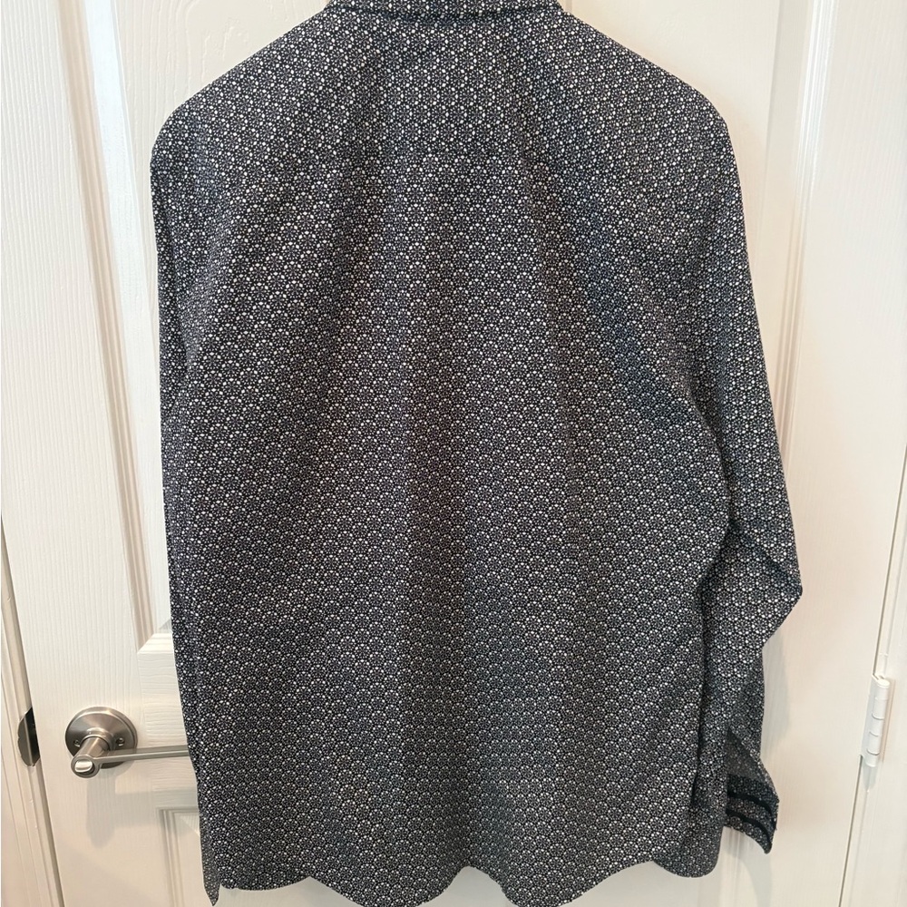 Robert Graham Black Micro-Pattern Button-Down Shirt - Picture 5 of 10
